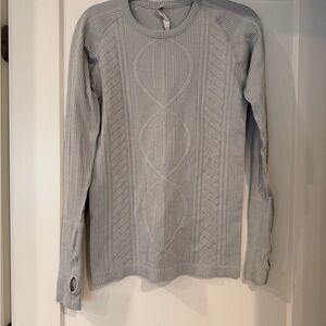 lululemon Light Gray Long Sleeve Top size 8